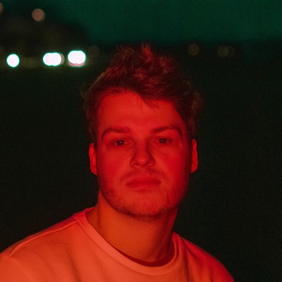 Hör dir ItsArius an, schau dir Musikvideos an, lies die Biografie, finde Tourdaten und mehr!