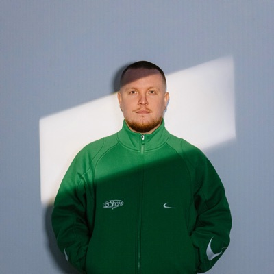 Luister naar Chris Stussy, bekijk muziekvideo's, lees de bio, bekijk de tourdata, en meer!