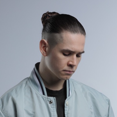 Hör dir undefined an, schau dir Musikvideos an, lies die Biografie, finde Tourdaten und mehr!