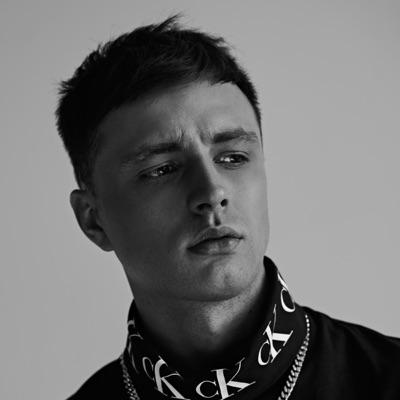 Listen to Мэвл, watch music videos, read bio, see tour dates & more!