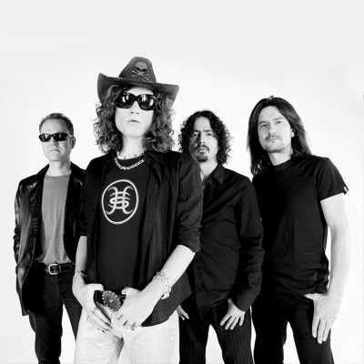 Listen to Héroes del Silencio, watch music videos, read bio, see tour dates & more!